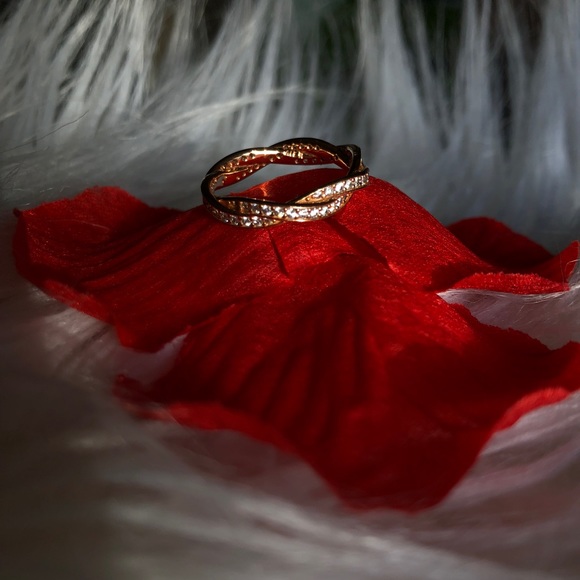 Twist of Fate Ring, PANDORA Rose & Clear CZ - Picture 4 of 4